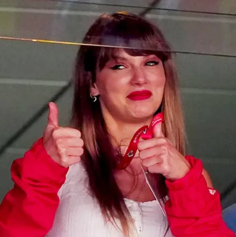 Right Wing Trolls Are Attacking Taylor Swift. Good Luck With That