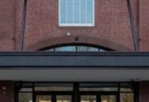 Boston’s New Repertory Theatre To Close After 40 Seasons