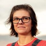 Writing A Bestseller With A Good Netflix Deal Can Pull You Out Of Poverty, Right?