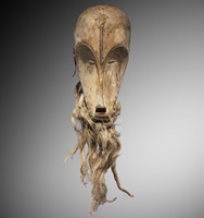 An Elderly Couple, A Bric-A-Brac Dealer, And Gabonese In France Are Fighting Over A Rare Mask