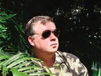 Tim Dorsey, Who Put Florida’s Weirdness Into Dark Comic Novels, Is Dead At 62