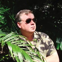 Tim Dorsey, Who Put Florida’s Weirdness Into Dark Comic Novels, Is Dead At 62