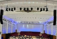 Young Person Goes To Her First Orchestra Concert. This is What She Thought