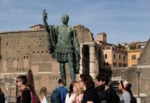 A Tale Of Two Very Different Ancient Romes