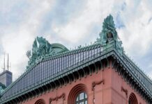 The Point Of Decorating Buildings