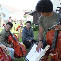 An El Sistema Grad Founds An Orchestra For Refugees In Sweden