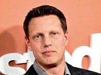 Producer Floats Proposal To Buy Paramount From Shari Redstone — For Cash