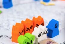 How To Dice And Strategize Your Way To Learning History