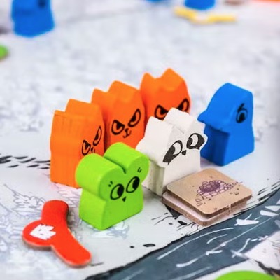 How To Dice And Strategize Your Way To Learning History