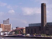 Visitor Falls To His Death Inside London’s Tate Modern Gallery