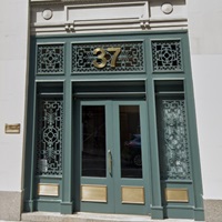 530