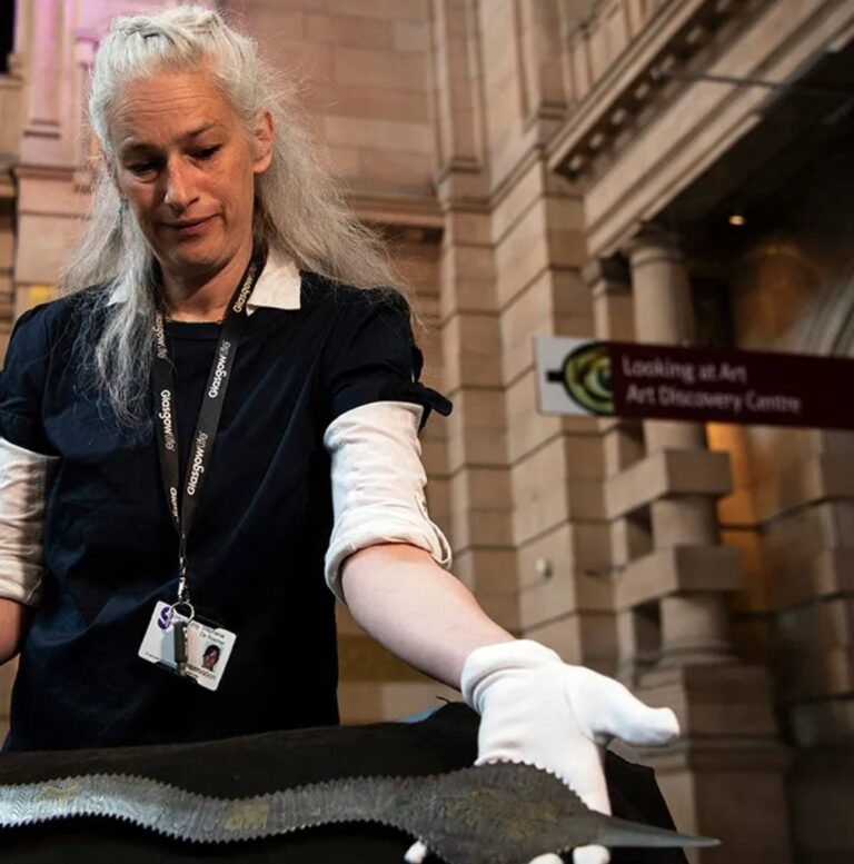 Where Should Privately-Owned Art With Murky Provenance Go? Universities