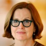 NY Times Co-Chief Art Critic To Retire After 32 Years, 4,500 Reviews