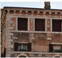 Warning That Venice’s Historic Houses Are Crumbling