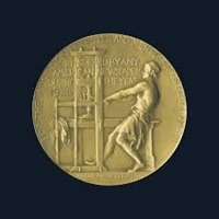 “I Still Can’t Look At My Nonfiction Shelf Without Flinching A Little” — Ed Yong On Being A Pulitzer Judge