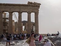 Record-Breaking Heat Causes Greece To Close Acropolis