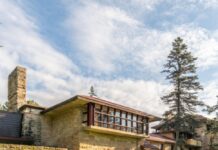 Iconic Frank Lloyd Wright Theatre Reopens After Restoration