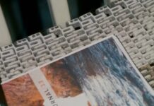 High-End Print Magazines Are Making A Comeback (In A Different Way)