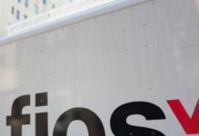 Major Recording Labels Sue Verizon For Not Banishing Pirates