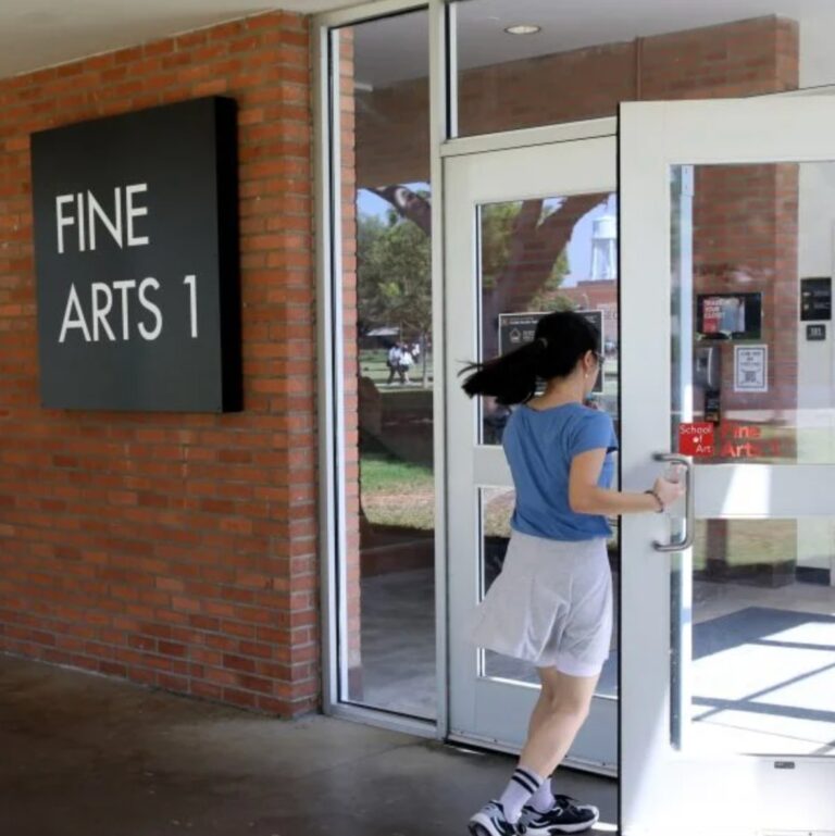 Study: Job Prospects For Art History Graduates Stink