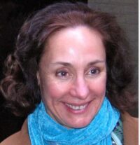 Steppenwolf Vet Laurie Metcalf Reflects On TV Versus Theatre