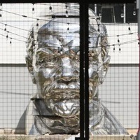 Irony-Impaired Florida Man Pleads Guilty To Bombing Satirical Sculpture of Lenin And Mao