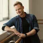 With “Oscar,” Christopher Wheeldon Brings Explicit Same-Sex Love Into Classical Story Ballet