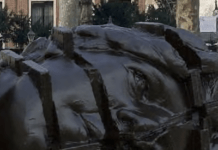 Oscar Wilde’s Grandson Excoriates A New London Sculpture Of The Playwright’s Head