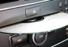 End Of An Era: UK Car Makers To Stop Putting CD-Players In Cars