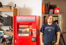 Cleanup On Aisle 3! DVD-Rental Company Goes Bankrupt, Strands Its Retail Boxes Across America