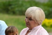 Grandparents Organizing To Fight Book Bans