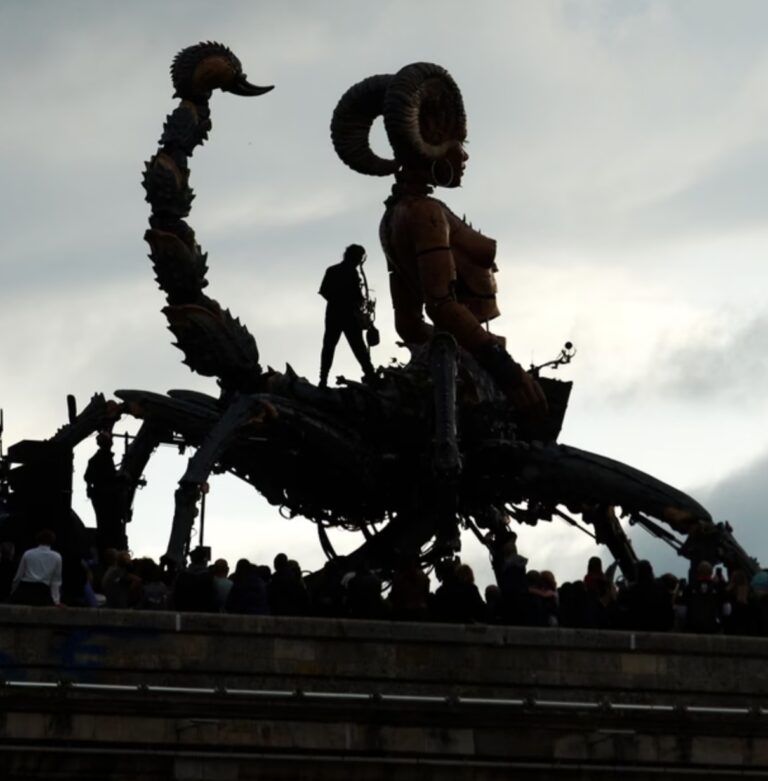The Giant Opera That Took Over The Streets Of Toulouse