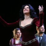 Soprano Storms Onstage To Demand End To Colleague’s Encore