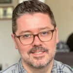 Longtime Chicago Theater Critic Kris Vire Is Dead At 47