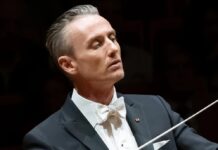 Pacific Symphony Picks A New Music Director