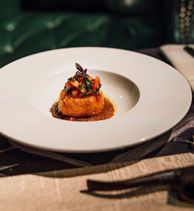 How Immersive Dining Shows Became A Popular Art