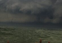 Has Our Technology Collapsed Our Ability To Experience Awe?