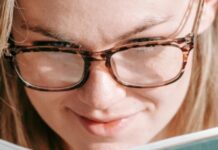 If Reading Helps Shape Our Brains What Happens When We Stop?