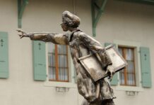 Rousseau’s Philosophical Diagnosis Of What Ails Us (Still Relevant Today)