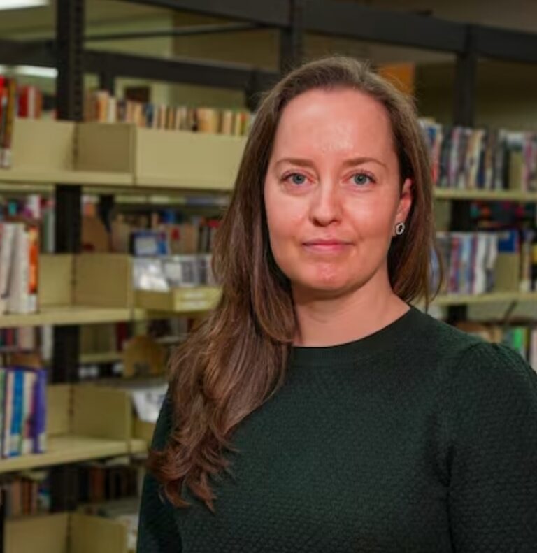 In Canada The Wait To Check Out Library Books Can Be Over A Year