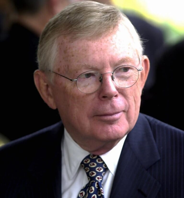 Charles Dolan, Media Pioneer, HBO Founder, 98