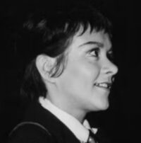 Remembering Actor Joan Plowright, 95