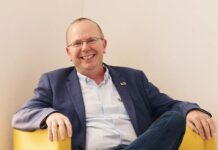 Founder Of IMDb To Step Down As CEO After 35 Years