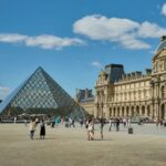 Leaked Memo: The Damage Overcrowding Is Doing To The Louvre
