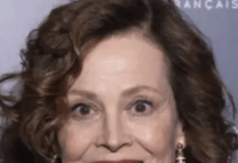 Like Everyone Else, Sigourney Weaver Fell For Baby Yoda