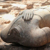 At Angkor Wat, A Buddha’s Head Gets Its Torso Back