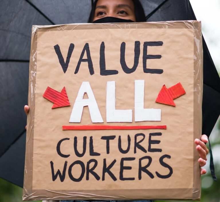 Tate Museums, Citing Deficits, Cuts Seven Percent Of Staff