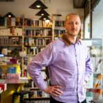 Booksellers In France Protest Media Dominance By Placing Publisher’s Books On Lower Shelves