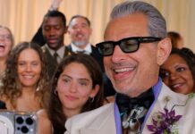 The Main Oscars Message? Hollywood Is Afraid