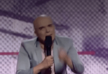 A French Canadian Comedian Says English-Speaking Audiences Want Different Things